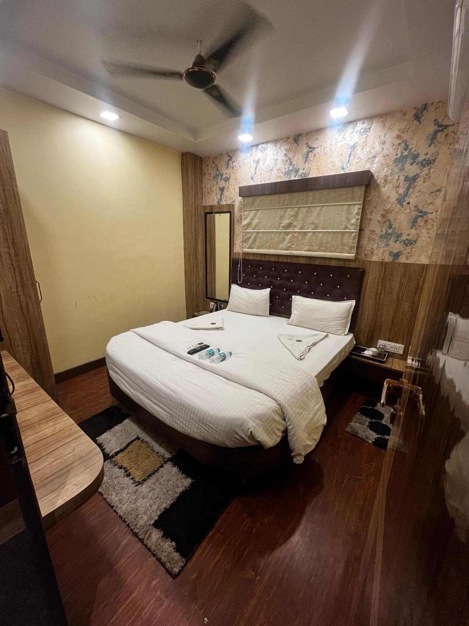 Ks Paying Guest House Váránasí Exteriér fotografie